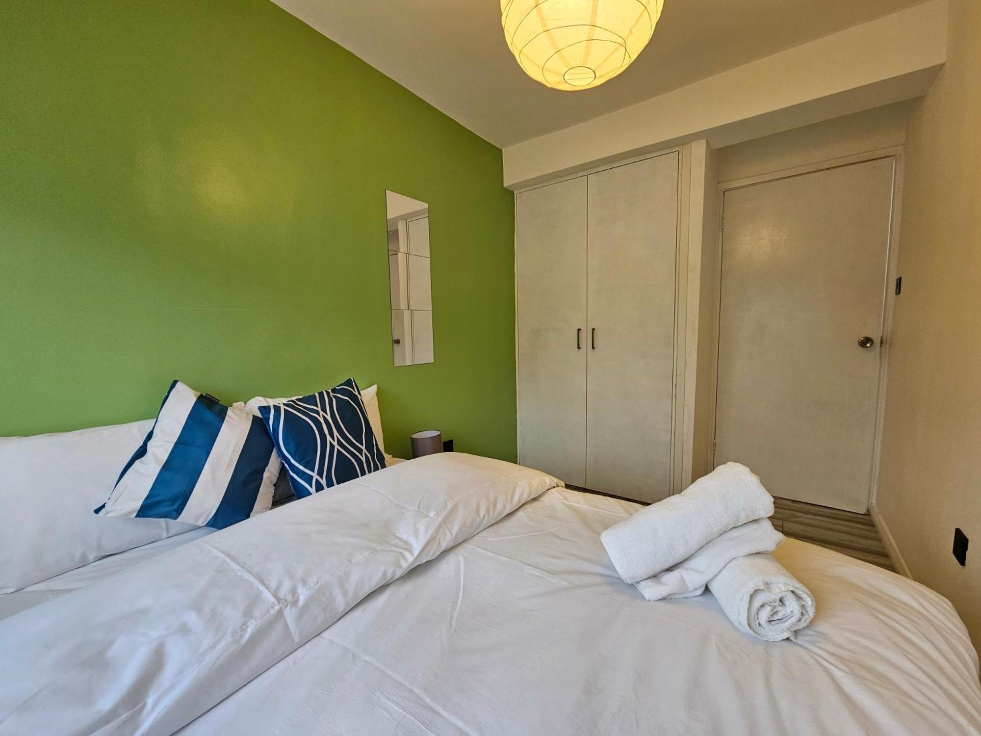 London Mile End Rooms Εξωτερικό φωτογραφία