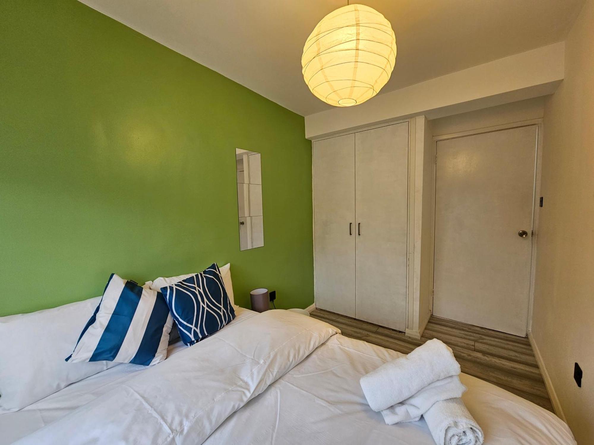 London Mile End Rooms Εξωτερικό φωτογραφία